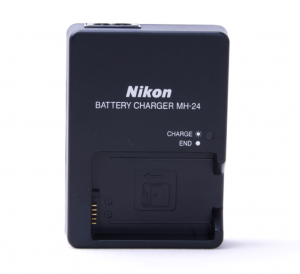 شارژر نیکون Nikon MH-25