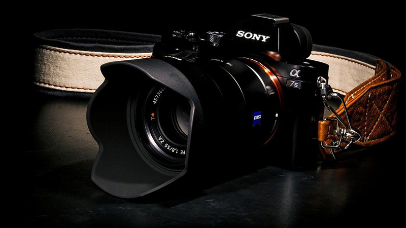 بررسی بهترین های دوربین عکاسی سونی